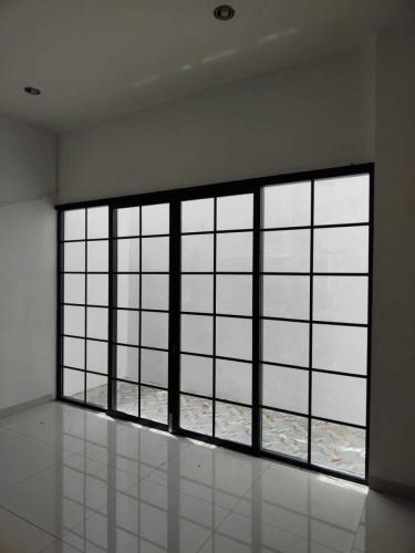 Gallery 15